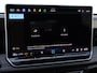 Volkswagen Tiguan 1.5 eHybrid R-Line Edition 272pk DSG | Black Style | Lederen bekleding | LED Matrix | 360 Camera | Panoramdak | Trekhaak | Head-Up Display | Stoel- & stuurverwarming |