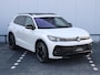 Volkswagen Tiguan 1.5 eHybrid R-Line Edition 272pk DSG | Black Style | Lederen bekleding | LED Matrix | 360 Camera | Panoramdak | Trekhaak | Head-Up Display | Stoel- & stuurverwarming |