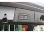 Volvo V90 2.0 T4 190PK R-Design | PANORAMISCH SCHUIF/KANTEL DAK | HARMAN KARDON PREMIUM AUDIO | ELEKTRSICHE VOORSTOELEN MET GEHEUGEN FUNCTIE | STOEL/STUUR VERWARMING | ACHTERBANK VERWARMING | HEAD-UP DISPLAY | MISTLAMPEN VOOR | KEYLESS ENTRY / START | APPLE CARPLAY | ADROID AUTO | ELEKTRISCH BEDIENBARE ACHTERKLEP | ACHTERUITRIJCAMERA | STANDKACHEL |