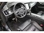 Volvo V90 2.0 T4 190PK R-Design | PANORAMISCH SCHUIF/KANTEL DAK | HARMAN KARDON PREMIUM AUDIO | ELEKTRSICHE VOORSTOELEN MET GEHEUGEN FUNCTIE | STOEL/STUUR VERWARMING | ACHTERBANK VERWARMING | HEAD-UP DISPLAY | MISTLAMPEN VOOR | KEYLESS ENTRY / START | APPLE CARPLAY | ADROID AUTO | ELEKTRISCH BEDIENBARE ACHTERKLEP | ACHTERUITRIJCAMERA | STANDKACHEL |