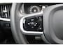 Volvo V90 2.0 T4 190PK R-Design | PANORAMISCH SCHUIF/KANTEL DAK | HARMAN KARDON PREMIUM AUDIO | ELEKTRSICHE VOORSTOELEN MET GEHEUGEN FUNCTIE | STOEL/STUUR VERWARMING | ACHTERBANK VERWARMING | HEAD-UP DISPLAY | MISTLAMPEN VOOR | KEYLESS ENTRY / START | APPLE CARPLAY | ADROID AUTO | ELEKTRISCH BEDIENBARE ACHTERKLEP | ACHTERUITRIJCAMERA | STANDKACHEL |