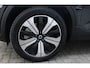 Volvo XC40 Recharge Core | Verwarmbare voorstoelen en stuurwiel | Warmtepomp | All season banden | DAB ontvanger | Draadloze lader telefoon