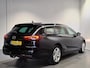 Opel Insignia Sports Tourer 1.5 Turbo Business Executive | Navigatie/Android/Apple Carplay | LM Velgen 17" | Voorstoelen/Stuur/Voorruit Verwarmd | Achteruitrijcamera | Cruise Control | Airco | wegklapbare trekhaak