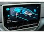 Volkswagen ID.4 First 77 kWh | SOH 89,7% | Stoel en stuurwielverwarming | Trekhaak | LED | CarPlay | Ambiant | ACC | ID Light |