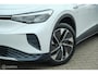 Volkswagen ID.4 First 77 kWh | SOH 89,7% | Stoel en stuurwielverwarming | Trekhaak | LED | CarPlay | Ambiant | ACC | ID Light |