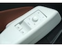 Volkswagen ID.4 First 77 kWh | SOH 89,7% | Stoel en stuurwielverwarming | Trekhaak | LED | CarPlay | Ambiant | ACC | ID Light |