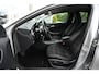 Mercedes-Benz GLA 200 Ambition Trekhaak Stoelverwarming