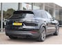 Porsche Cayenne 3.0 E-Hybrid 462pk Platinum Edition | SoH 85% | Sport Chrono | Trekhaak | Luchtvering | Panoramadak