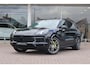 Porsche Cayenne 3.0 E-Hybrid 462pk Platinum Edition | SoH 85% | Sport Chrono | Trekhaak | Luchtvering | Panoramadak
