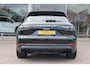 Porsche Cayenne 3.0 E-Hybrid 462pk Platinum Edition | SoH 85% | Sport Chrono | Trekhaak | Luchtvering | Panoramadak