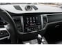 Porsche Macan 2.0 / Panoramadak / Camera / Luchtvering / Sportchrono / Bose / 21'' / Leder / Navigatie / Comfortstoelen / DAB / Stoelverwarming / Cruise Control