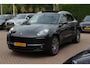 Porsche Macan 2.0 / Panoramadak / Camera / Luchtvering / Sportchrono / Bose / 21'' / Leder / Navigatie / Comfortstoelen / DAB / Stoelverwarming / Cruise Control