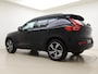 Volvo XC40 B4 211pk Automaat R-Design / Adapt. Cruise / Stoelverwarming / Trekhaak / 19'' / DAB / Alarm 3 / PDC + Camera / Lane Keeping Aid /