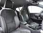 Volvo XC40 B4 211pk Automaat R-Design / Adapt. Cruise / Stoelverwarming / Trekhaak / 19'' / DAB / Alarm 3 / PDC + Camera / Lane Keeping Aid /