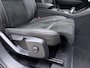 Volvo XC40 B4 211pk Automaat R-Design / Adapt. Cruise / Stoelverwarming / Trekhaak / 19'' / DAB / Alarm 3 / PDC + Camera / Lane Keeping Aid /