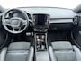 Volvo XC40 B4 211pk Automaat R-Design / Adapt. Cruise / Stoelverwarming / Trekhaak / 19'' / DAB / Alarm 3 / PDC + Camera / Lane Keeping Aid /