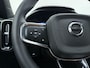 Volvo XC40 B4 211pk Automaat R-Design / Adapt. Cruise / Stoelverwarming / Trekhaak / 19'' / DAB / Alarm 3 / PDC + Camera / Lane Keeping Aid /