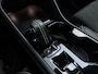 Volvo XC40 B4 211pk Automaat R-Design / Adapt. Cruise / Stoelverwarming / Trekhaak / 19'' / DAB / Alarm 3 / PDC + Camera / Lane Keeping Aid /