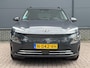 Hyundai Kona Electric EV Fashion 64 kWh / Afneembare Trekhaak / Dealer Onderhouden / Origineel Nederlands / 100% SOH / 3 Fase / Navigatie / Achteruitrijcamera / Parkeersensoren Achter /
