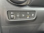 Hyundai Kona Electric EV Fashion 64 kWh / Afneembare Trekhaak / Dealer Onderhouden / Origineel Nederlands / 100% SOH / 3 Fase / Navigatie / Achteruitrijcamera / Parkeersensoren Achter /