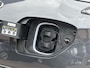 Hyundai Kona Electric EV Fashion 64 kWh / Afneembare Trekhaak / Dealer Onderhouden / Origineel Nederlands / 100% SOH / 3 Fase / Navigatie / Achteruitrijcamera / Parkeersensoren Achter /