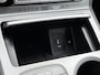 Hyundai Kona Electric EV Fashion 64 kWh / Afneembare Trekhaak / Dealer Onderhouden / Origineel Nederlands / 100% SOH / 3 Fase / Navigatie / Achteruitrijcamera / Parkeersensoren Achter /