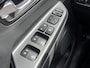 Hyundai Kona Electric EV Fashion 64 kWh / Afneembare Trekhaak / Dealer Onderhouden / Origineel Nederlands / 100% SOH / 3 Fase / Navigatie / Achteruitrijcamera / Parkeersensoren Achter /