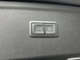 Audi Q5 50 TFSI e quattro S edition Airco | Stoelverwarming | Elektrisch Glazen Panoramadak | Bluetooth | Cruise Control | Dakrails | Elektrisch Bedienbare Achterklep | Lederen Stuurwiel | Lichtmetalen Velgen | Oplaadmogelijkheid | S-Line Exterieur | Sportstoelen | Stuurwiel Multifunctioneel |