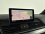 Audi Q5 50 TFSI e quattro S edition Airco | Stoelverwarming | Elektrisch Glazen Panoramadak | Bluetooth | Cruise Control | Dakrails | Elektrisch Bedienbare Achterklep | Lederen Stuurwiel | Lichtmetalen Velgen | Oplaadmogelijkheid | S-Line Exterieur | Sportstoelen | Stuurwiel Multifunctioneel |