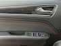 Renault Arkana 1.6 E-Tech Hybrid 145 R.S. Line / Adaptieve Cruise / Lederen Bekleding / 100 % Onderhouden / Camera / Stoel & Stuur Verwarming / Elektr. Stoelen / Dodehoek Detectie / Apple Carplay & Android Auto /