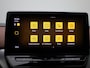 Volkswagen ID.4 Pure 52 kWh 170 PK| Dealeronderhouden |Panoramadak | Navigatie | Stuurwielverwarming | Parkeersensoren | LED Matrix | 19 Inch Velgen