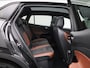 Volkswagen ID.4 Pure 52 kWh 170 PK| Dealeronderhouden |Panoramadak | Navigatie | Stuurwielverwarming | Parkeersensoren | LED Matrix | 19 Inch Velgen
