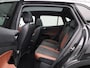 Volkswagen ID.4 Pure 52 kWh 170 PK| Dealeronderhouden |Panoramadak | Navigatie | Stuurwielverwarming | Parkeersensoren | LED Matrix | 19 Inch Velgen