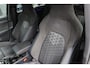Volkswagen Golf Variant 1.5 eTSI R-Line | ACC | Camera | Ambient | Stuur/Stoelverwarming | CarPlay | Sensoren