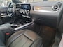 Mercedes-Benz B-klasse 180 Premium Plus Ledkoplampen | Parkeerpakket met achteruitrijcamera | Sfeerverlichting | Panorama Schuif-Kanteldak | Sound system. Inclusief 24 maanden MB Certified garantie voor Europa.