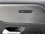 Mercedes-Benz B-klasse 180 Premium Plus | Ledkoplampen | Parkeerpakket met achteruitrijcamera | Sfeerverlichting | Panorama Schuif-Kanteldak | Sound system. Inclusief 24 maanden MB Certified garantie voor Europa.