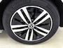 Mercedes-Benz B-klasse 180 Premium Plus | Ledkoplampen | Parkeerpakket met achteruitrijcamera | Sfeerverlichting | Panorama Schuif-Kanteldak | Sound system. Inclusief 24 maanden MB Certified garantie voor Europa.