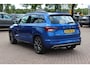 Skoda Karoq 2.0 TSI 4x4 Sportline Business / NL Auto! / Trekhaak / Panoramadak / Camera / CarPlay / Keyless / 19'' / DAB / Cruise Control