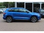 Skoda Karoq 2.0 TSI 4x4 Sportline Business / NL Auto! / Trekhaak / Panoramadak / Camera / CarPlay / Keyless / 19'' / DAB / Cruise Control