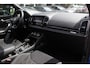 Skoda Karoq 2.0 TSI 4x4 Sportline Business / NL Auto! / Trekhaak / Panoramadak / Camera / CarPlay / Keyless / 19'' / DAB / Cruise Control