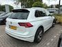 Volkswagen Tiguan 1.5 TSI ACT Highline Business R | Stoelverwarming | Trekhaak | Panoramadak |