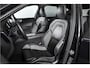 Volvo XC60 2.0 T6 Plug-in hybrid AWD Ultra Black Edition | S/K-Panodak | Elek. Trekhaak | Alarmklasse 3 | Dig. Cockpit | Adapt. Cruise | Memory Stoelen | Elek. Klep | Stoel-+stuurverw. | Camera | NAV+App. Connect | ECC | LM 21" | 0210