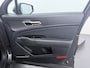 Kia Sportage 1.6 T-GDi Hybrid DynamicPlusLine - Schuif-/Kanteldak - Stoel-/Stuurverwarming - Climate Control - Elektrische achterklep - Fabrieksgarantie t/m 2031