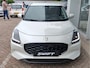 Suzuki Swift 1.2 SELECT SMART HYBRID Direct Leverbaar | Tot 10 JAAR GARANTIE! | Inclusief € 2.400,- Voorraad Voordeel