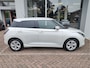 Suzuki Swift 1.2 SELECT SMART HYBRID Direct Leverbaar | Tot 10 JAAR GARANTIE! | Inclusief € 2.400,- Voorraad Voordeel