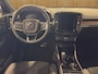 Volvo EX40 Single Motor Extended Range Plus 82 kWh | BLIS | Elektrische Stoelen + Geheugen | Stoel + Stuur Verwarming | Harman Kardon | 360 Camera |