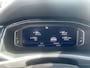Volkswagen T-Roc 1.5 TSI R-Line | 150 PK | Black Style | Digital Cockpit | Stoelverwarming | Climatronic (Automatische Airco) |