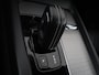 Volvo V60 2.0 B3 R-Design | Panoramadak | Trekhaak | Leder | Memory | Stuur/stoel verwarming | Harman/Kardon | Camera | Adaptive cruise | Carplay |