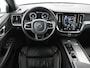 Volvo V60 2.0 B3 R-Design | Panoramadak | Trekhaak | Leder | Memory | Stuur/stoel verwarming | Harman/Kardon | Camera | Adaptive cruise | Carplay |