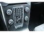 Volvo V40 Cross Country T3Automaat Nordic+ | Interieur Voorverwarming| Verwarmbare Voorstoelen| High Performance Audio| Verwarmbare Voorruit| Volvo on Call.